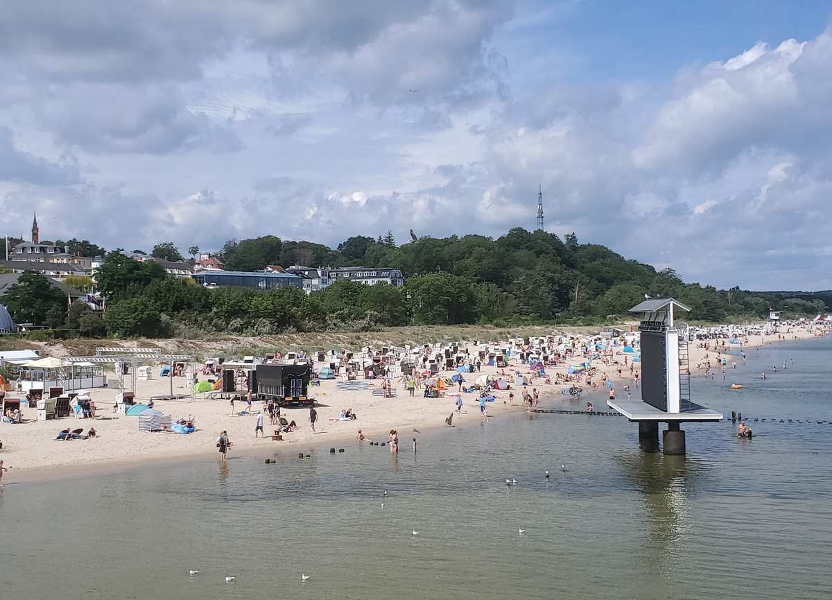 Heringsdorfer Strand, aufgenommen 2023. Es zeigt keinen Hotelbereich.